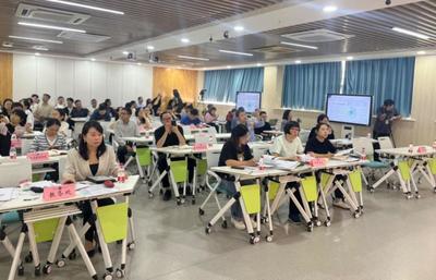 学校举行第一批省级课程思政教学项目结题验收汇报会