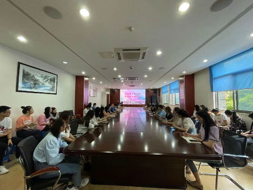 凝心聚力鼓干劲 不忘初心共成长 八一小学召开青年教师发展中心新学期工作会议